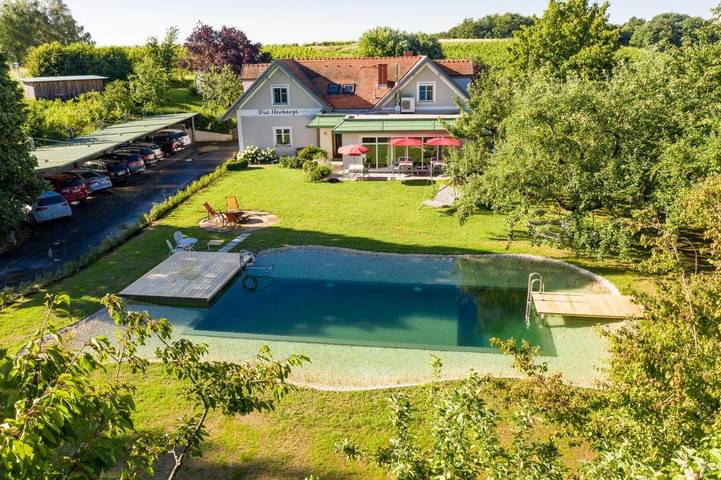 Gästehaus für 2 Personen, mit Terrasse und Garten sowie Pool und Sauna in Bad Loipersdorf
