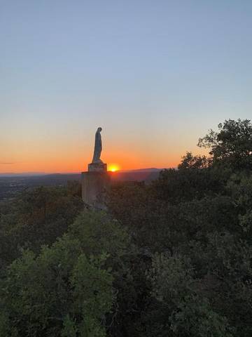 Location de vacances pour 4 personnes, avec jardin et vue, animaux acceptés à Saint-Hippolyte-de-Montaigu