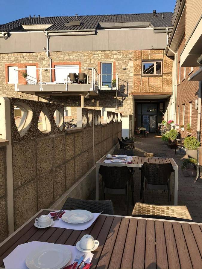 Hôtel pour 4 personnes, avec sauna ainsi que vue et terrasse à Raeren - 4