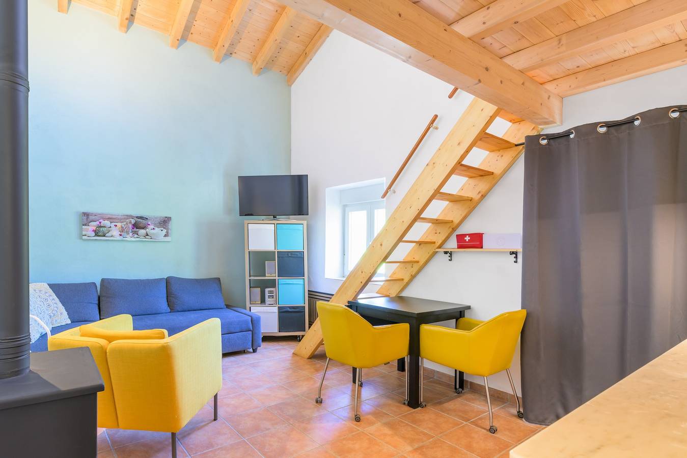 Apartamento inteiro, Apartamento 'Luna' com Vista para a Montanha, Piscina Partilhada e Wi-Fi in Relíquias, Alentejo Litoral