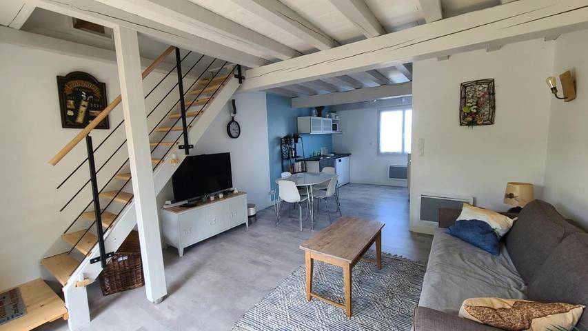 Location de vacances pour 6 personnes, avec jardin à Chaponost