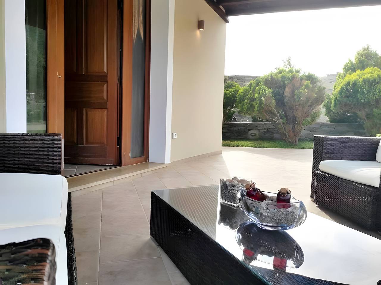 Finca 'Andros - Privater Pool' mit Meerblick, Wi-Fi und Klimaanlage in Andros
