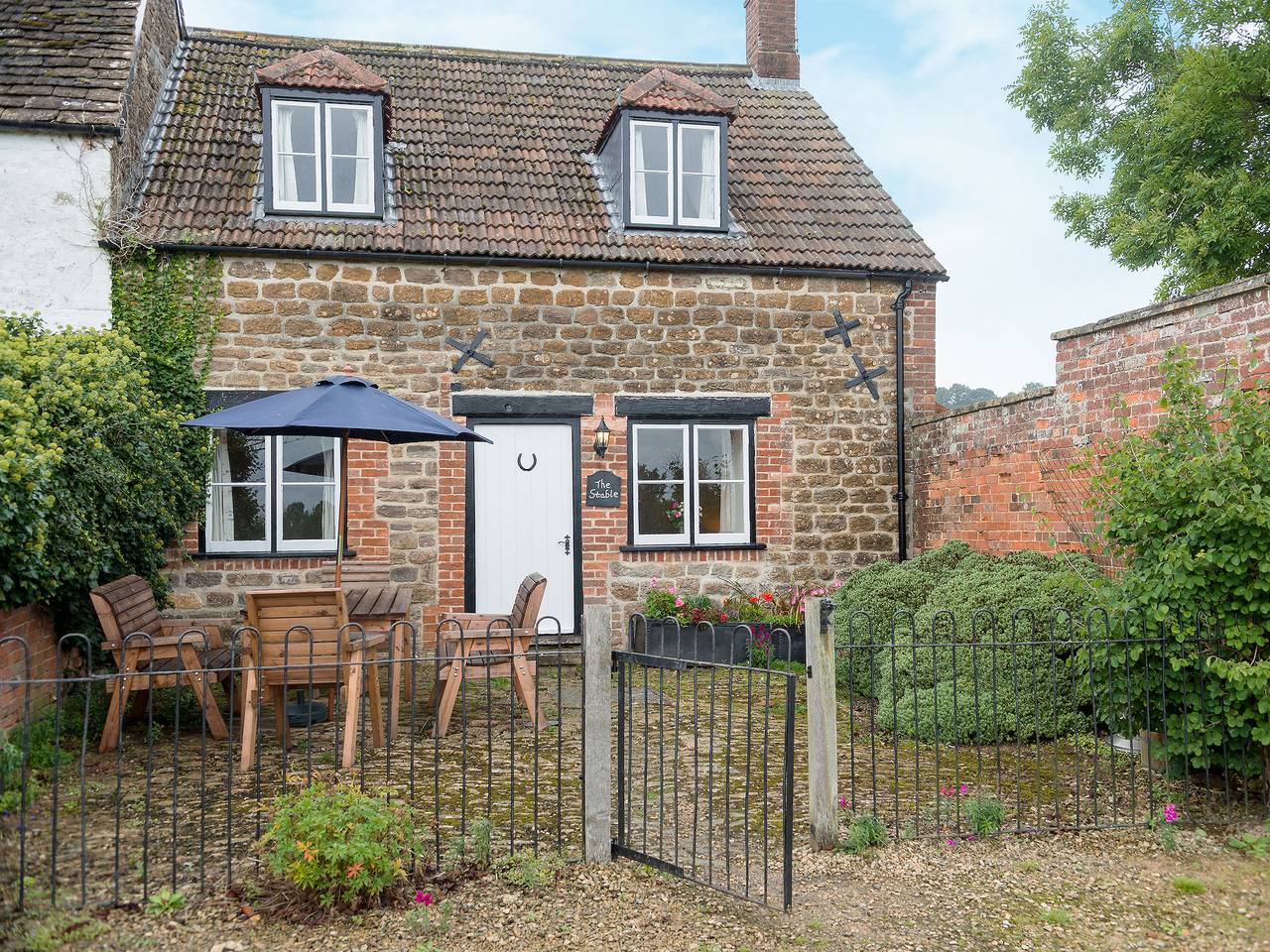 Holiday Rental for 6 People in Wiltshire, South West England