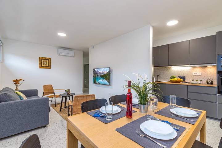 Apartamento entero, Pool Apartment Sapore Di Mare 4 in Baska, Krk (isla)