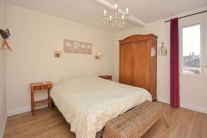 Townhouse near historical center of Tarascon in Tarascon, Arles region