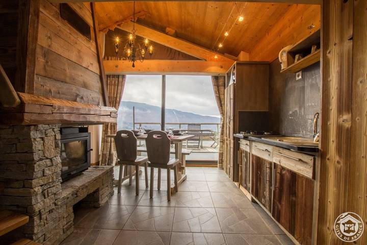 Chambre d’hôte pour 4 personnes, avec vue sur le lac et terrasse