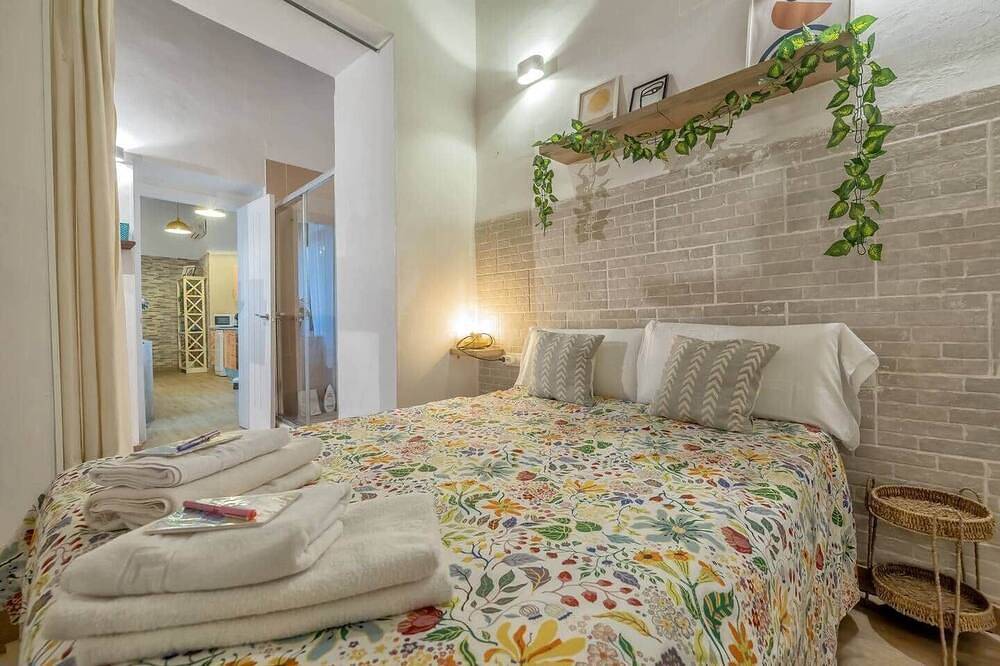 Entire apartment, Charming Duplex Apartment in Corredera Center in Distrito Centro (Córdoba), Cordoba