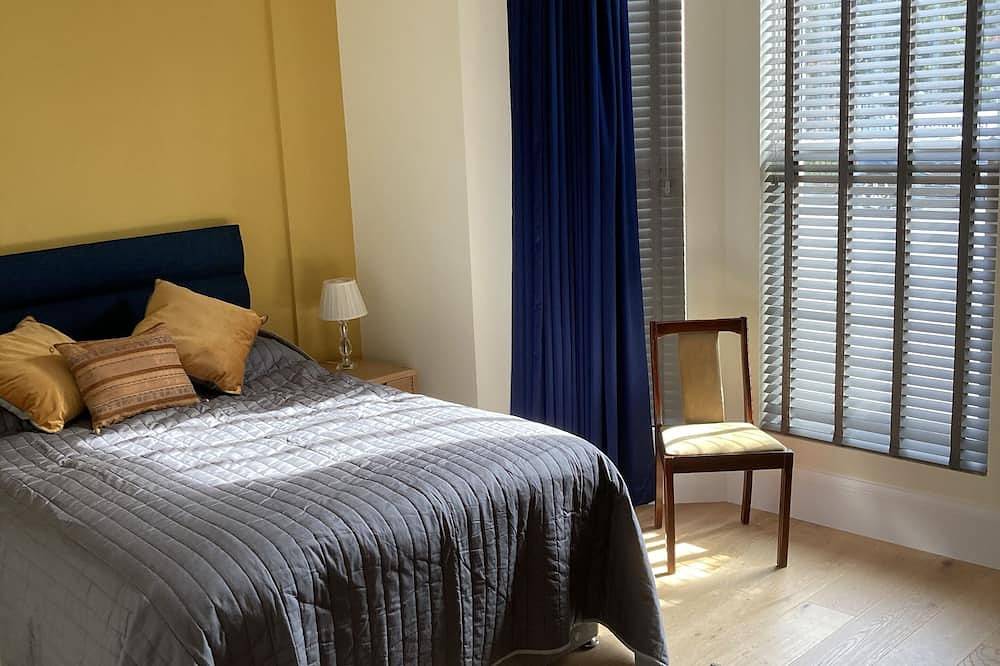 Entire apartment, Self-contained annex close to town centre in Eastbourne, East Sussex