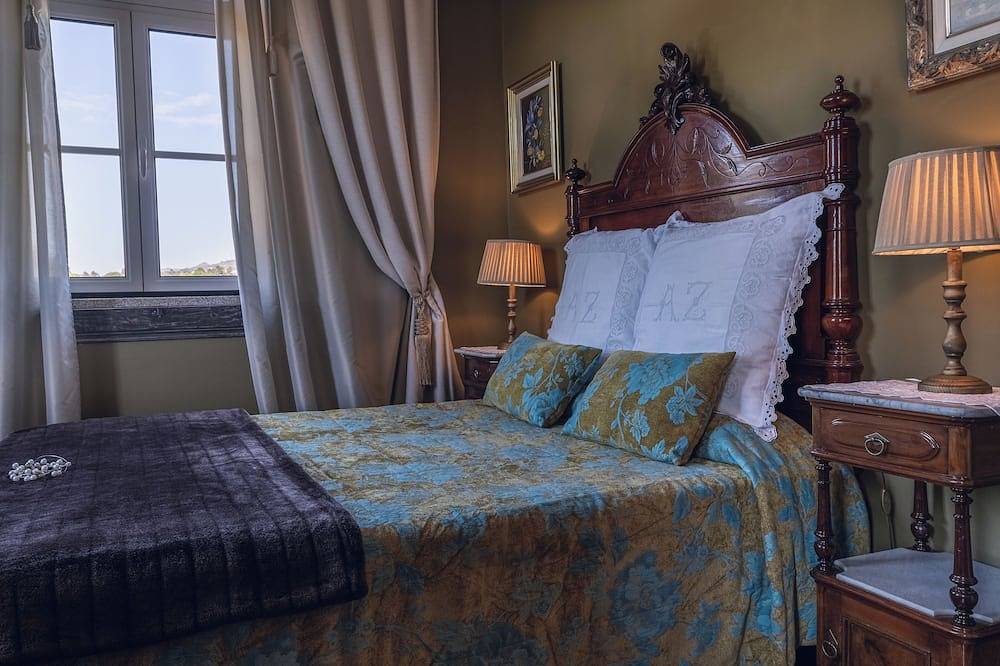 Solar da Motta\n4 bedroom villa in Douro - Wifi, pool, Bbq, free parking in Baião, Douro-Tal