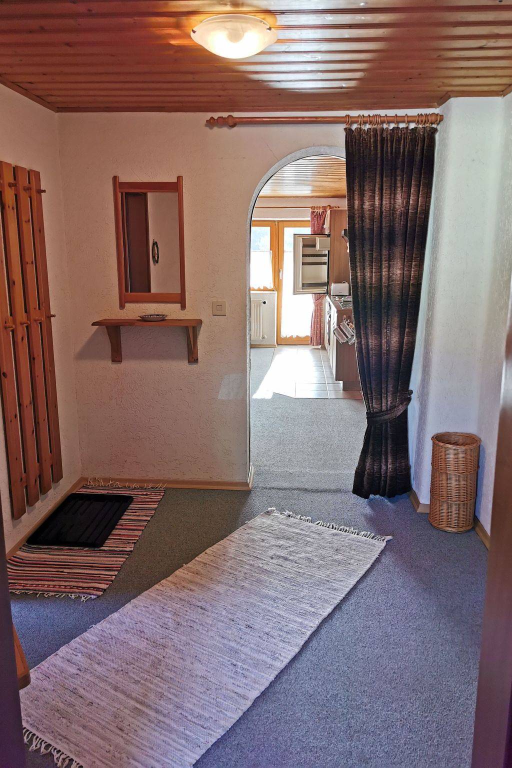 Ganze Wohnung, Mit komplett eingerichteter Küchenzeile im Wohnraum in Haidmühle, Ostbayern