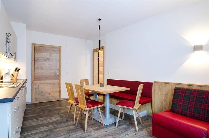 Ganze Ferienwohnung, Typ I - Apartment für 2-5 Personen in Ischgl, Verwall
