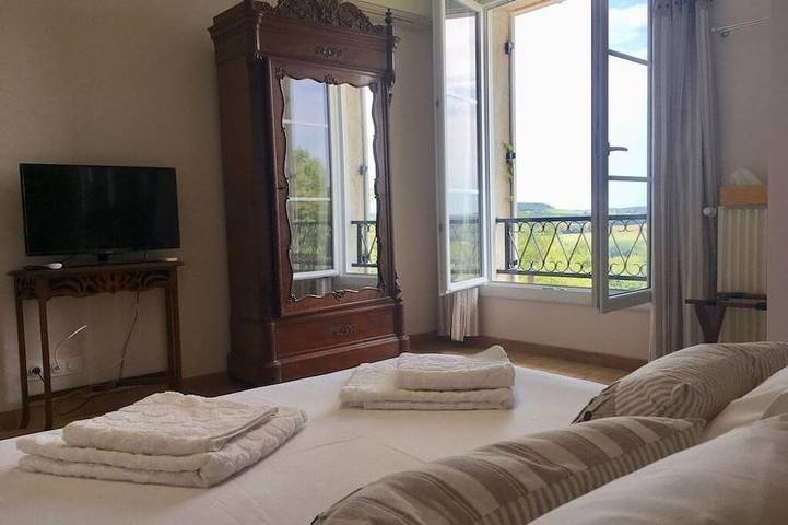 Location de vacances pour 12 personnes, avec jardin à Saint-Séverin - 3