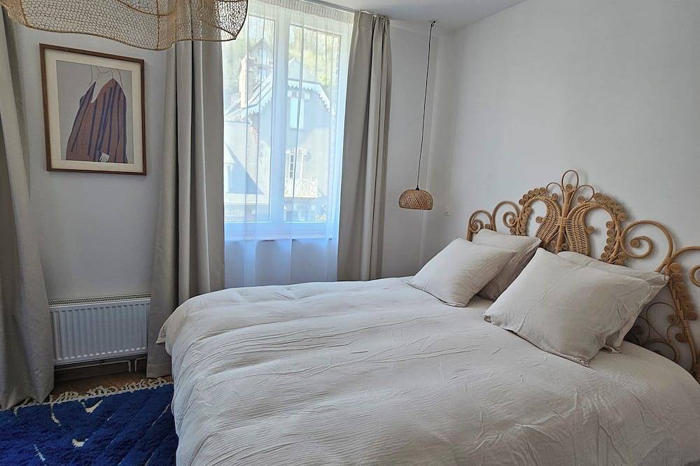 Chambre 102 à la Villa du Clos Normand, 7 minutes à pieds de la mer ! in Les Petites Dalles, Saint-Martin-aux-Buneaux