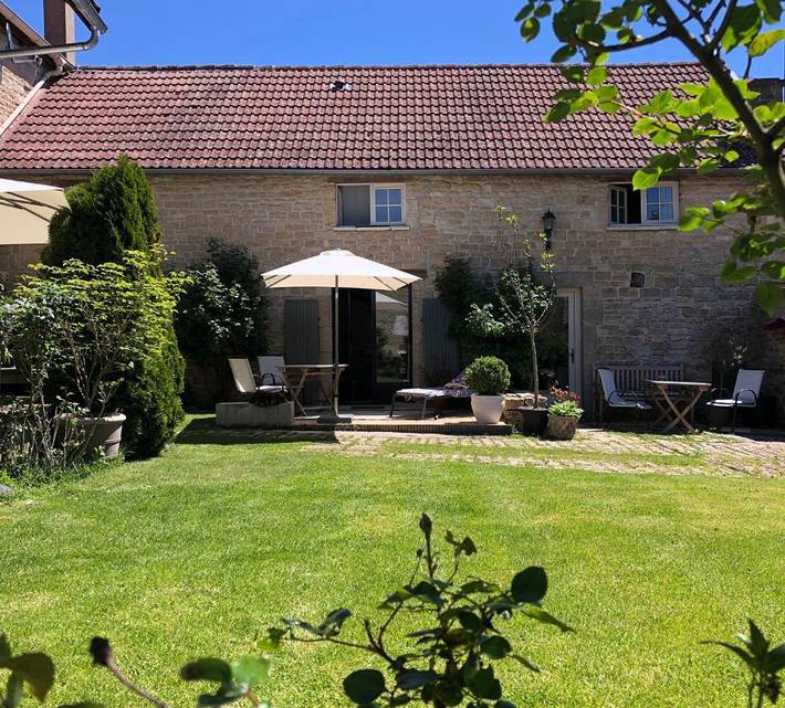 Chambre d’hôte pour 2 personnes, avec jardin ainsi que piscine et vue dans Yonne - 3