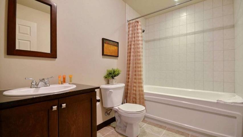 Ferienhaus für 7 Personen, mit Pool und Balkon - 1