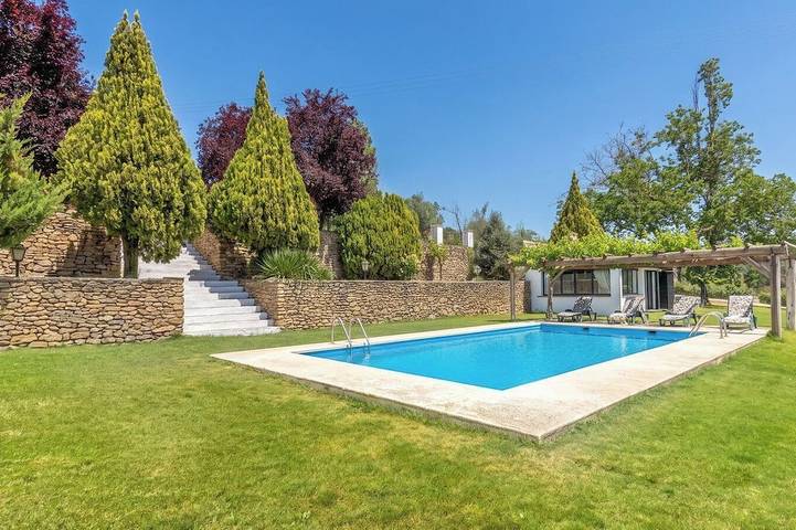 Villa for 6 people, with terrace and garden - 1