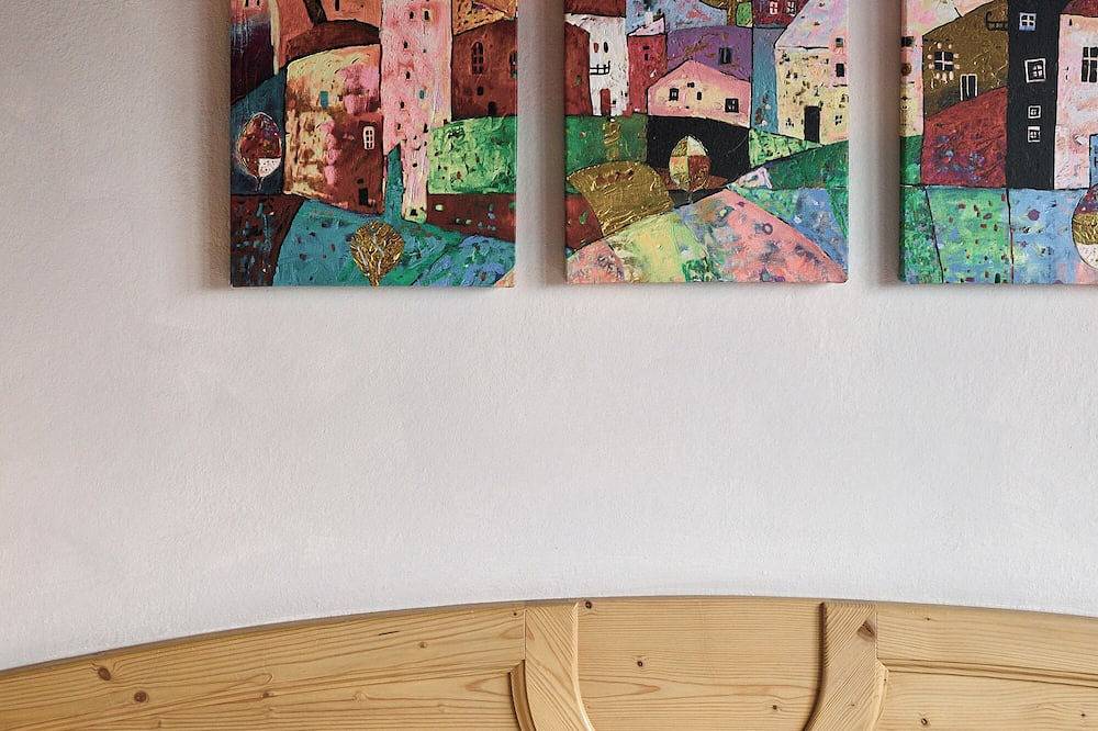 Appartamento intero, Experience South Tyrol in Kaltern, Apartment Rosengarten, balcony, central location in Lago di Caldaro, Caldaro sulla Strada del Vino