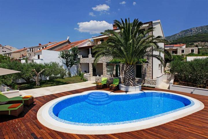 Ferienwohnung für 4 Personen, mit Ausblick und Garten sowie Pool, mit Haustier - 1