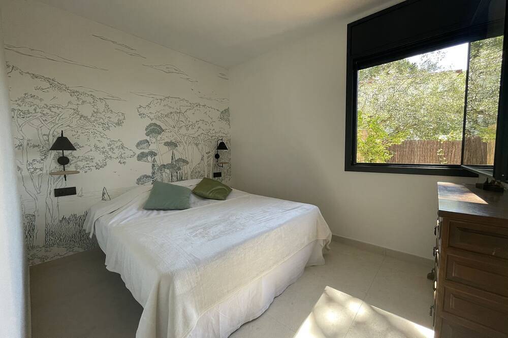 Charmante maison espagnole avec piscine chauffée, à 15 min à pied de la plage in Calella de Palafrugell, Palafrugell