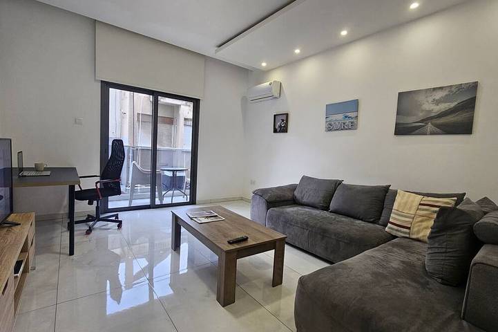 Ferienwohnung für 3 Personen, mit Balkon in Larnaka