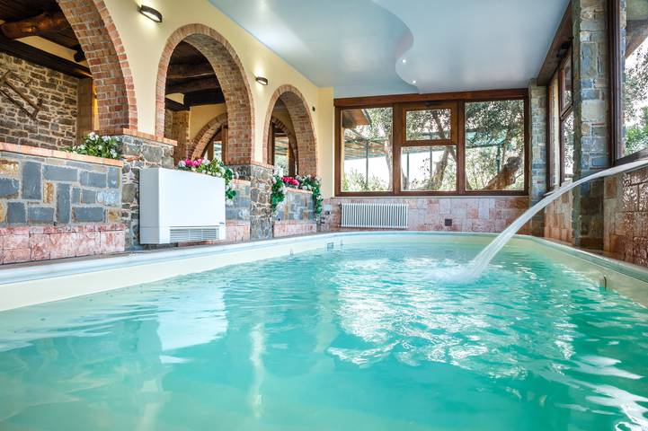 Ferienhaus für 13 Personen, mit Kinderpool und Whirlpool sowie Sauna und Garten, mit Haustier in Cilento - 2