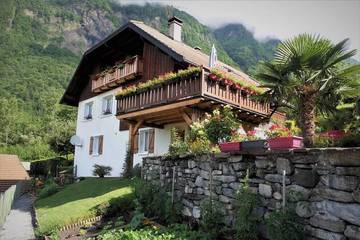 Gîte pour 4 personnes, avec jardin et terrasse à Ugine