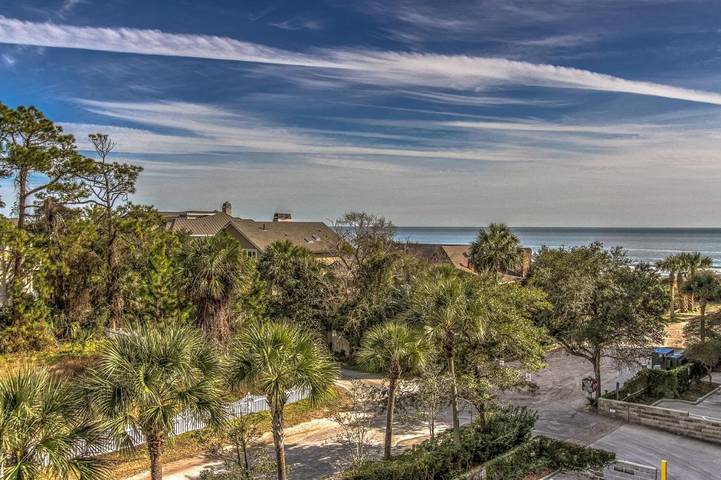 Casa de vacaciones para 12 personas, con piscina además de jacuzzi y balcón - 1