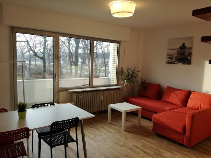 Ferienwohnung für 6 Personen, mit Balkon in Düsseldorf