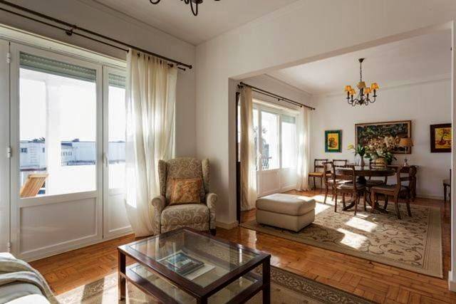 Apartamento inteiro, Carcavelos - Holiday Beach Apartment in Carcavelos e Parede, Costa de Lisboa