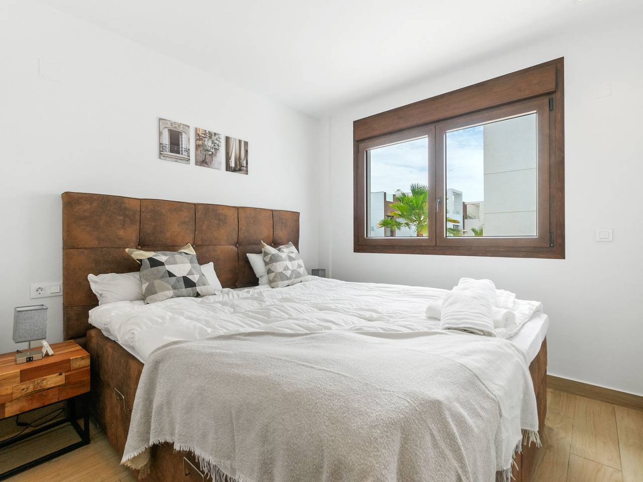 Entire apartment, Laguna Beach Resort in Torrevieja, Costa Blanca
