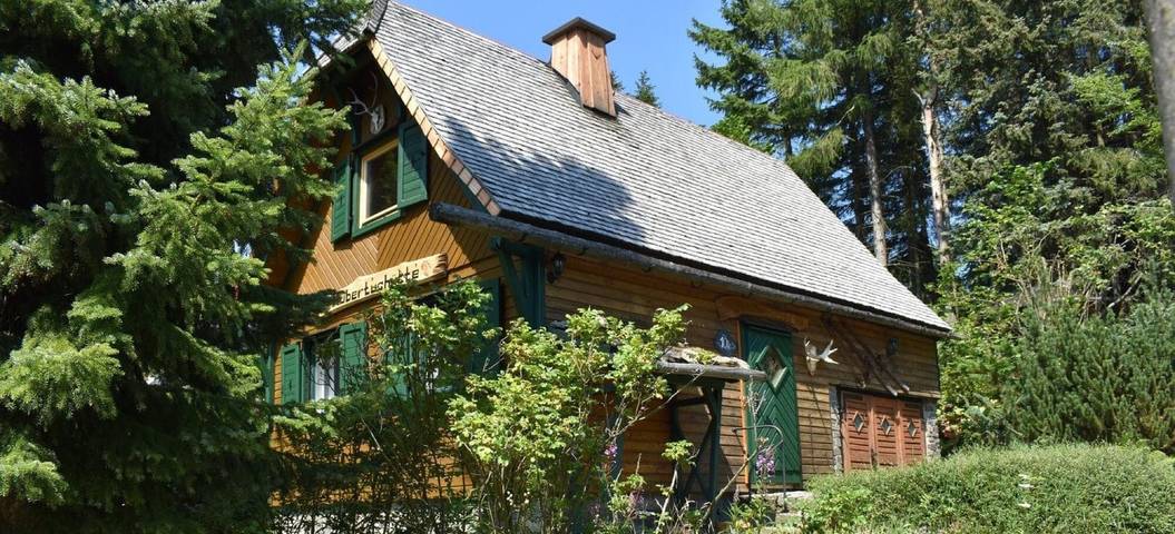 Chalet für 7 Personen, mit Garten und Sauna in Sachsen