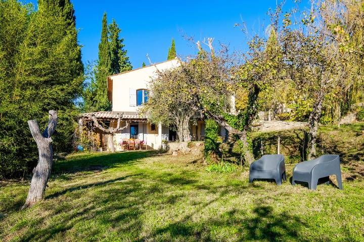 Villa für 10 Personen, mit Whirlpool und Balkon - 1