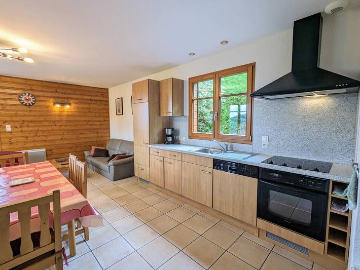 "Chalet Confort 3 Chambres avec Cheminée au Cœur des Vosges, près de Colmar et Route des Crêtes" in Plainfaing, Parc naturel régional des Ballons des Vosges
