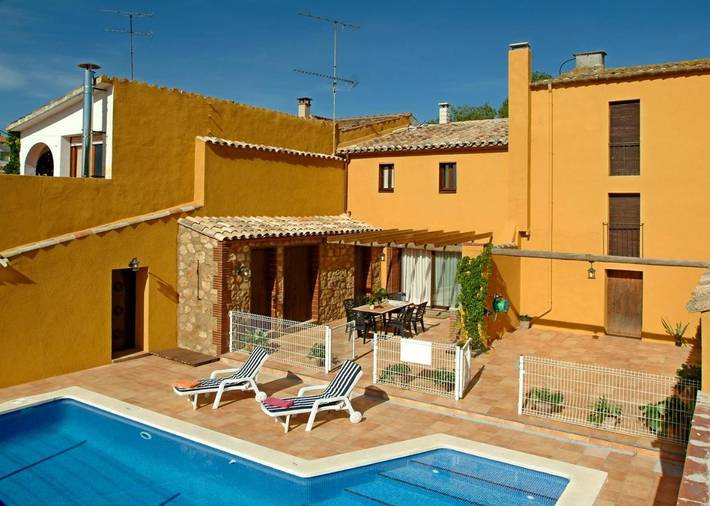 Casa rural para 7 personas, con vistas además de piscina y jardín en Alt Penedès - 2
