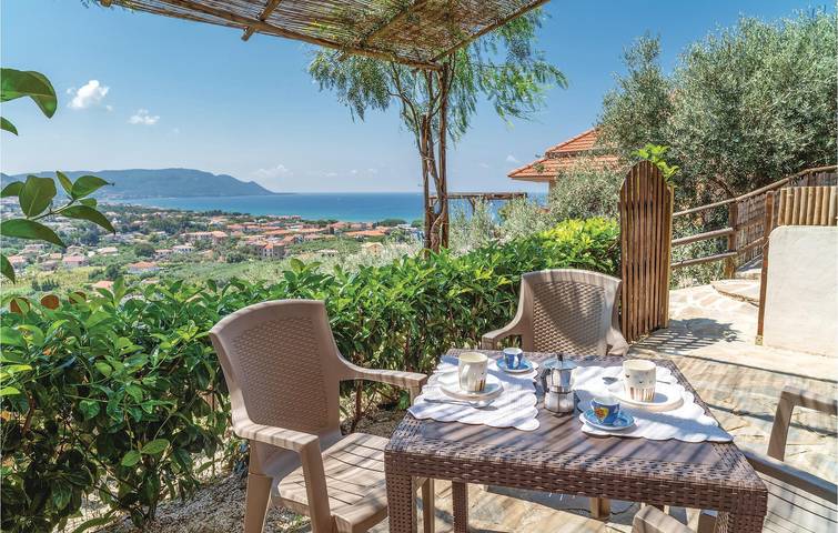 Casa vacanza per 4 persone, con Terrazza a Santa Maria di Castellabate