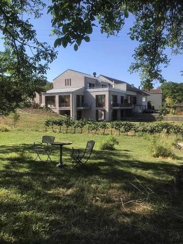Gîte pour 2 personnes, avec vue et jardin à Perl
