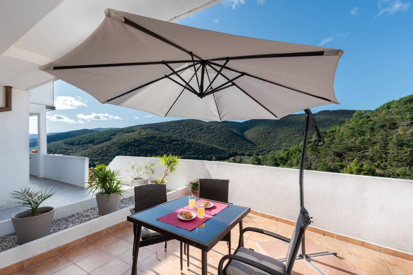 Appartement de vacances entier, Apartment with a big terrace in Rabac, Labin-Rabac