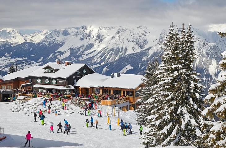 Gästehaus für 10 Personen, mit Sauna und Terrasse, mit Haustier in Haus