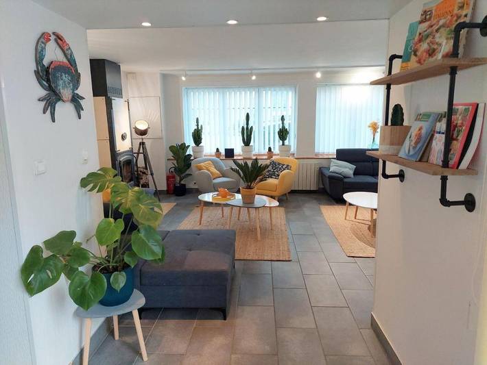 Location de vacances pour 15 personnes, avec Jacuzzi et Terrasse dans Office De Tourisme De Brignogan Plages - 3