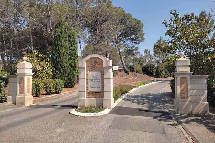 Appartement de vacances pour 6 personnes, avec piscine
