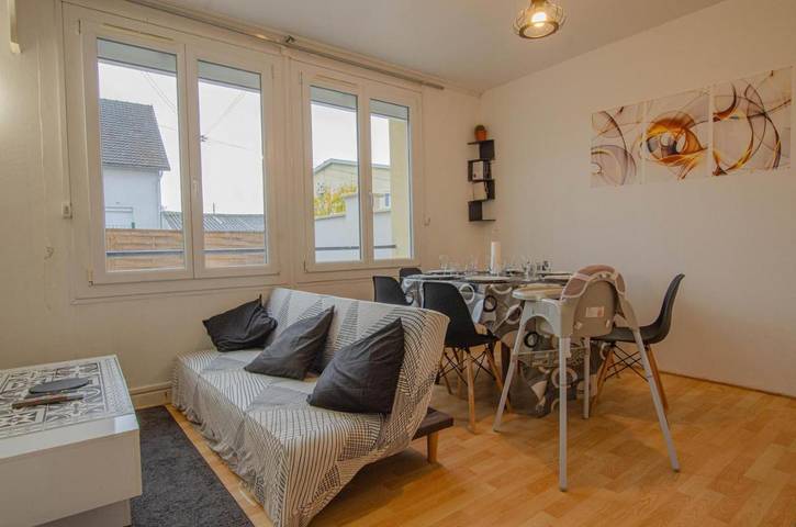 Location de vacances pour 5 personnes, avec jardin et terrasse, animaux acceptés à Saint-Julien-les-Villas - 4