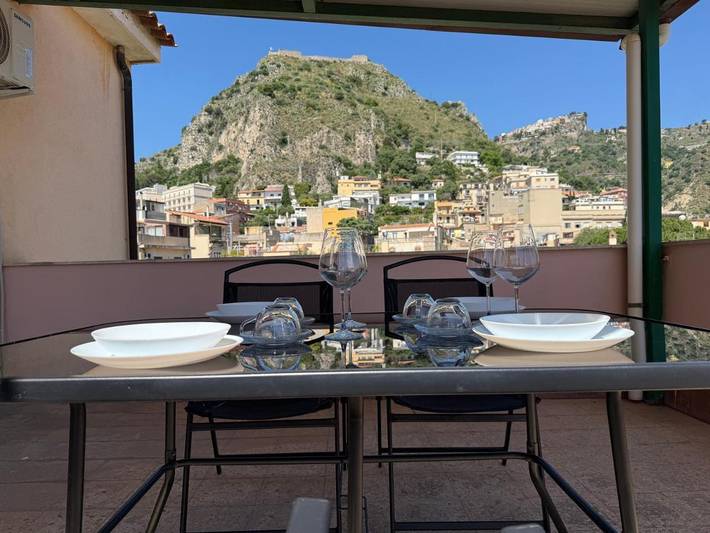 Maison d’hôte pour 4 personnes, avec balcon et vue à Taormina - 2