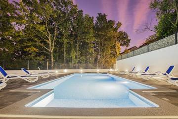 Villa für 8 Personen, mit Pool und Balkon sowie Garten in Split-Dalmatien