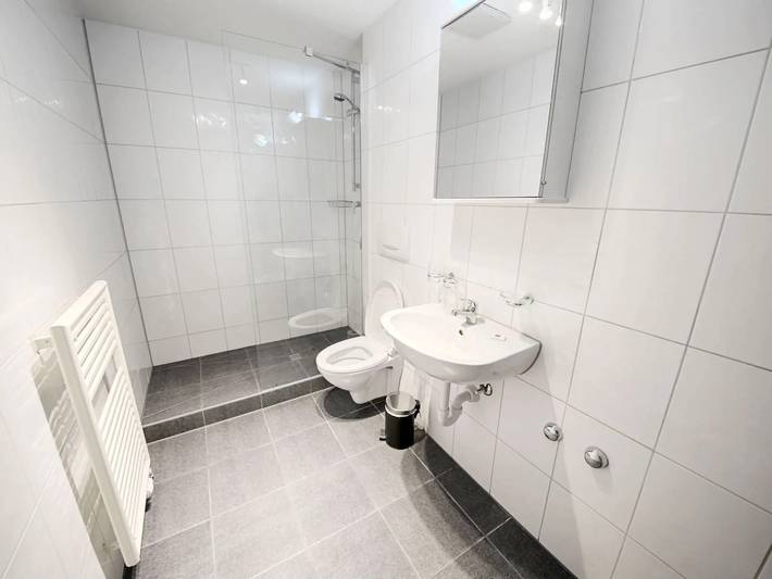 Apartamento entero, 2 Pièces 4 Personnes in Zürich 50 Oerlikon, Zúrich
