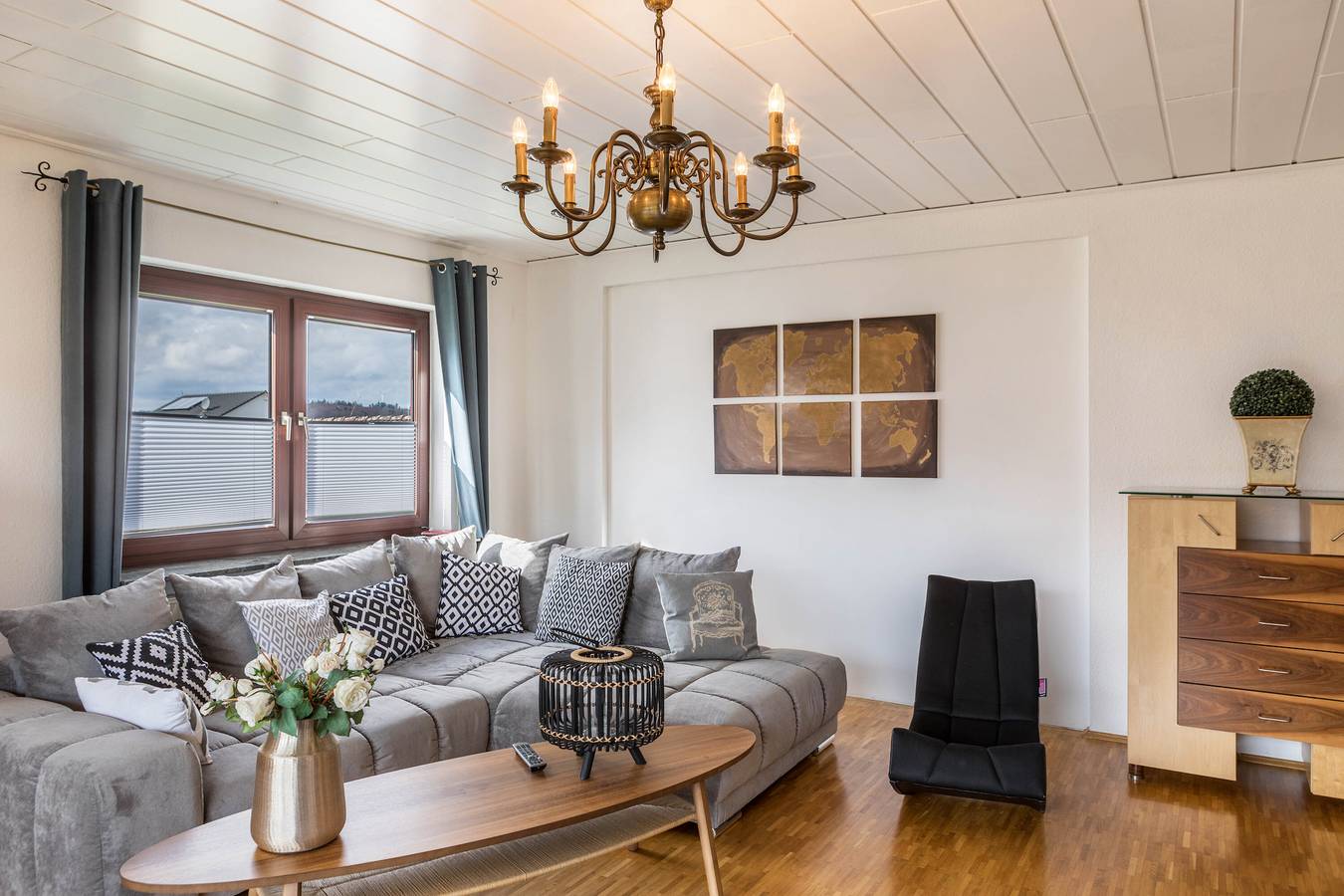 Entire apartment, Holiday Apartment 'Am Twistesee 2 Ebenerdig' with Terrace, Garden & Wi-Fi in Bad Arolsen, Twistesee
