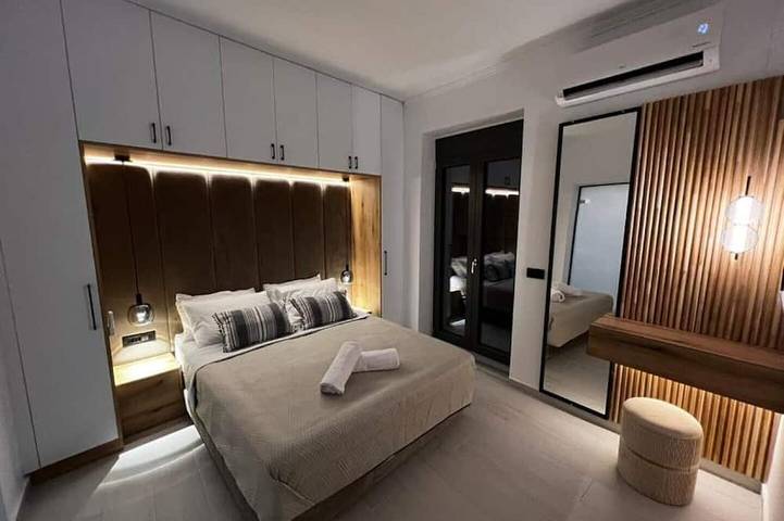 Ferienwohnung für 4 Personen, mit Garten in Rhodos Stadt