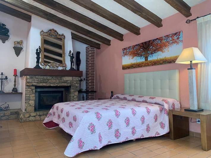 Casa rural para 4 personas, con Balcón y Terraza además de Jardín y Piscina en Viloví - 4