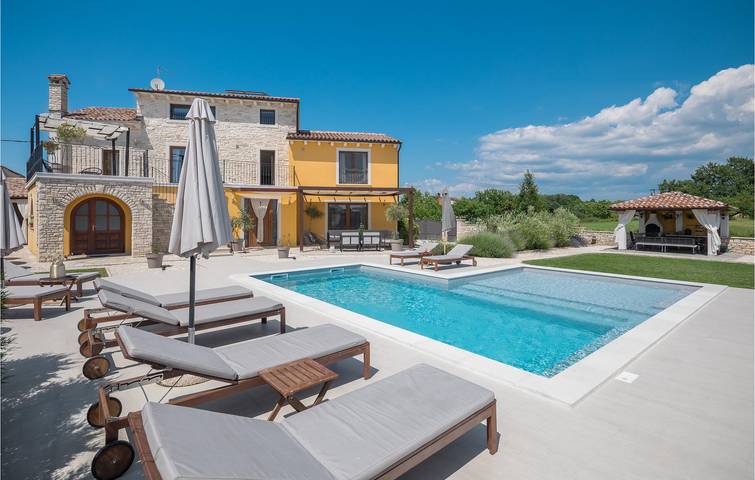 Feriehus for 13 personer med jacuzzi in Bokordići, Svetvinčenat