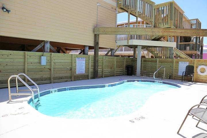 Vacation apartment for 6 people, with pool - 1