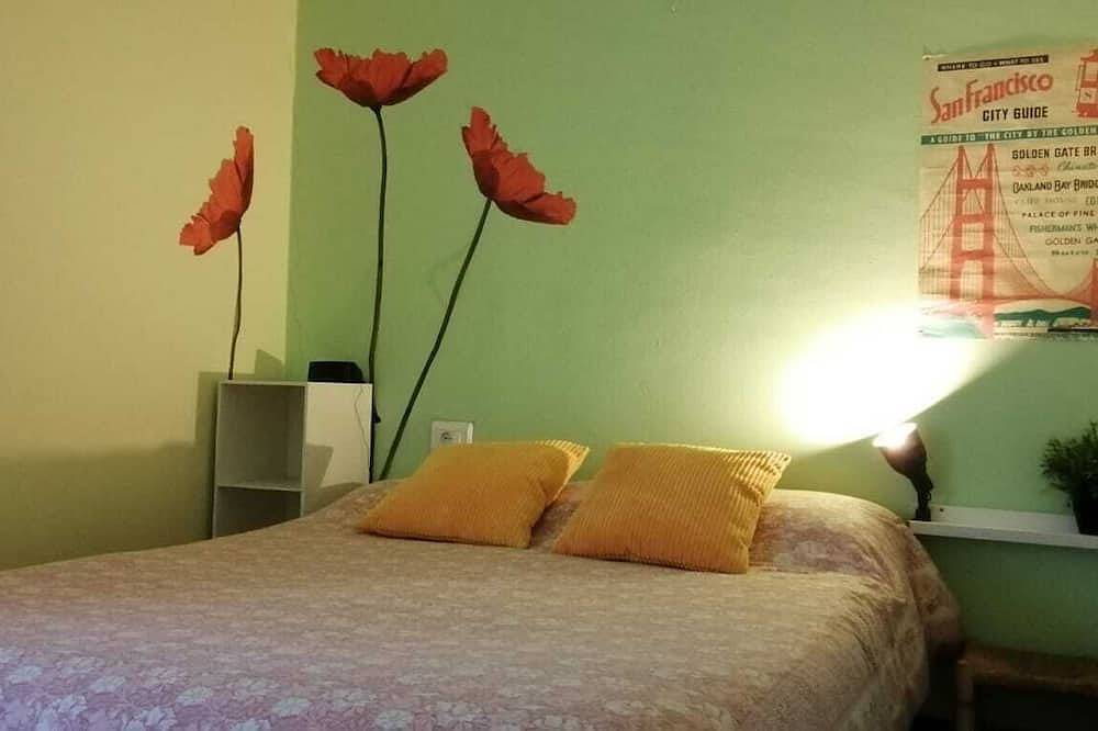 Centrally located house with patio in Banyoles, Pla de l'Estany